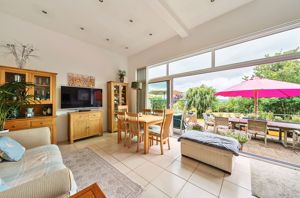 Photo 16- click for photo gallery